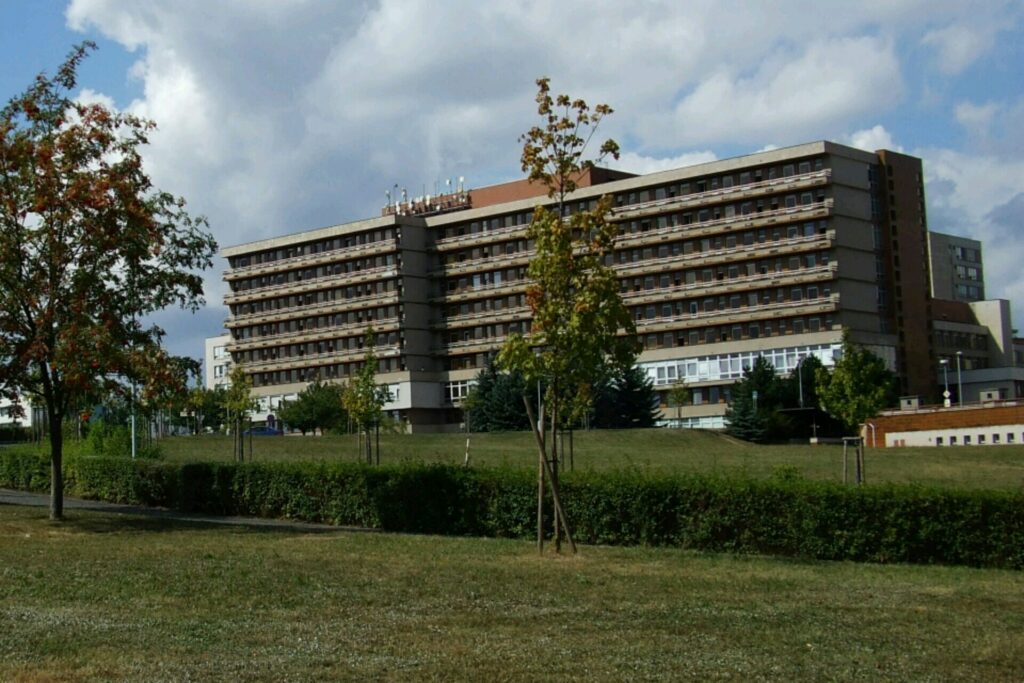 zc6eaC.jpeg